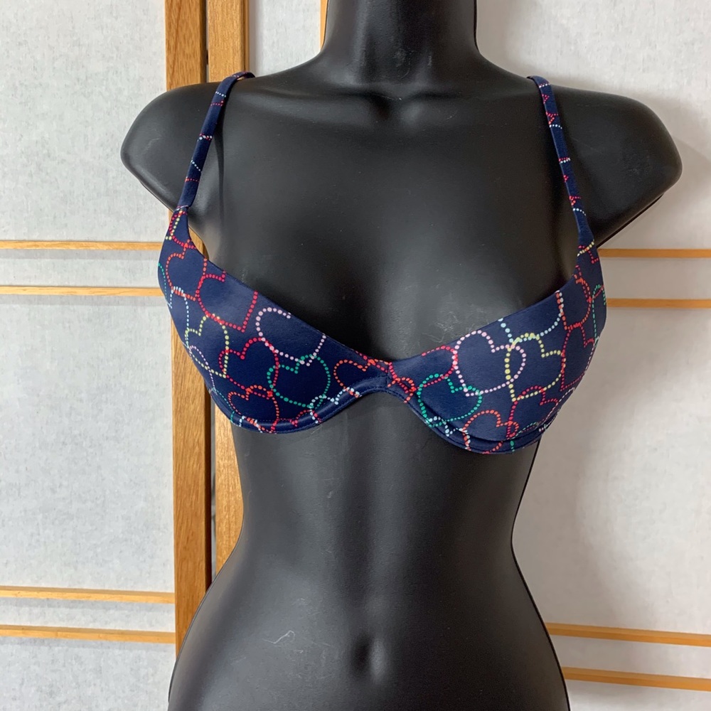 PINK by VS SCOOP NECK BRA SZ 32b